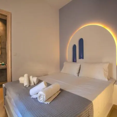 Villa Dafnes 1 Private Pool Perivolos (Santorini)