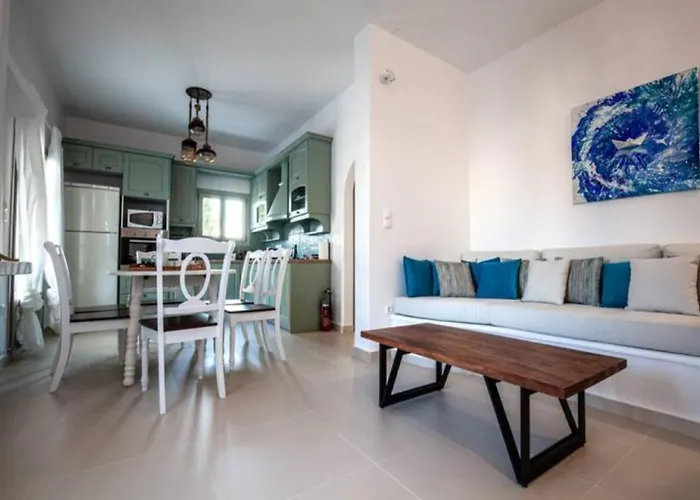 Dafnes 1 Private Pool Willa Perivolos