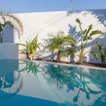 Dafnes With Private Pool Perivolos (Santorini)